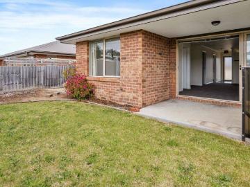 Modern Unit In Triabunna
