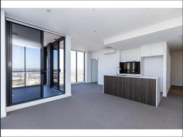 MODERN UNIT IN CENTRAL LOCATION