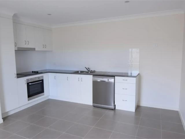 Modern Unit in Parkhurst