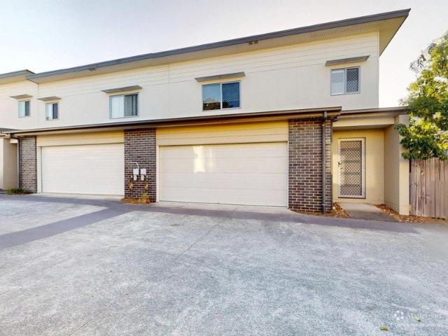Modern & Updated 3 Bedroom Townhouse with Two Living Areas, Double Garage & Prime Calamvale Convenience