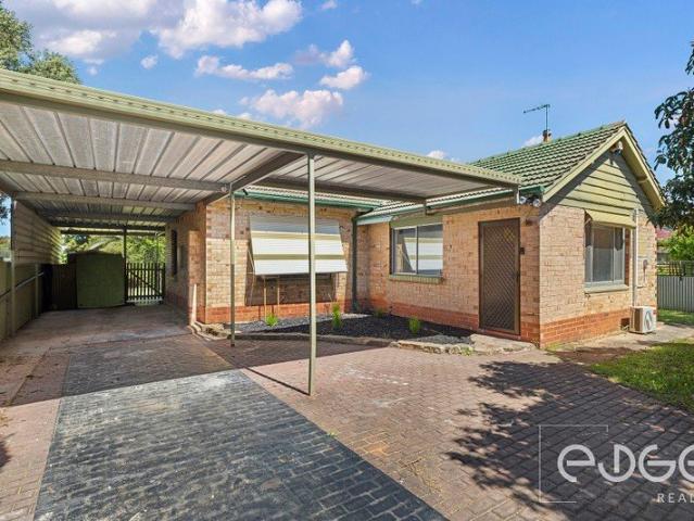 Modern Updates, Timeless Charm and 835sqm of Possibilities!