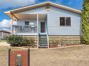 MODERN UPDATES, CLASSIC CHARM & SCENIC OUTLOOK