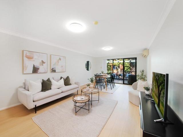 Modern Updates | Generous Floorpan | Top Floor