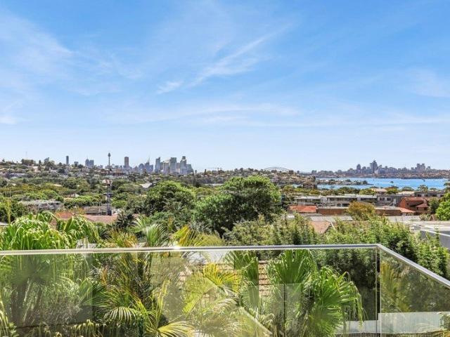 Modern Upscale Residence with Extensive Harbor Panorama