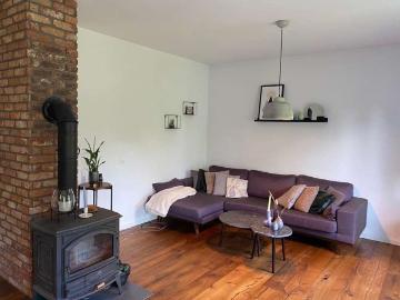 Modern Urban Gem in Düsseldorf Unterrath: Stylish and Comfortable Living Starting 01.08.2024