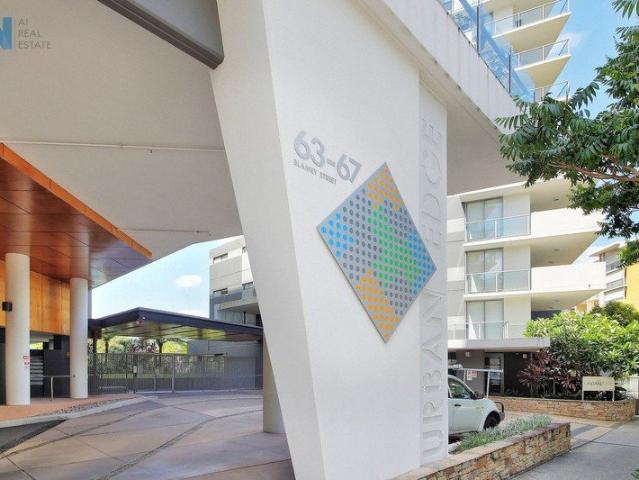 Modern Urban Sanctuary in the Heart of Kelvin Grove