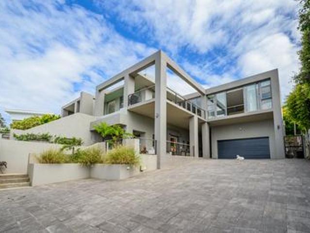 modern & versatile humerail property.