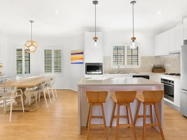Modern villa in convenient location