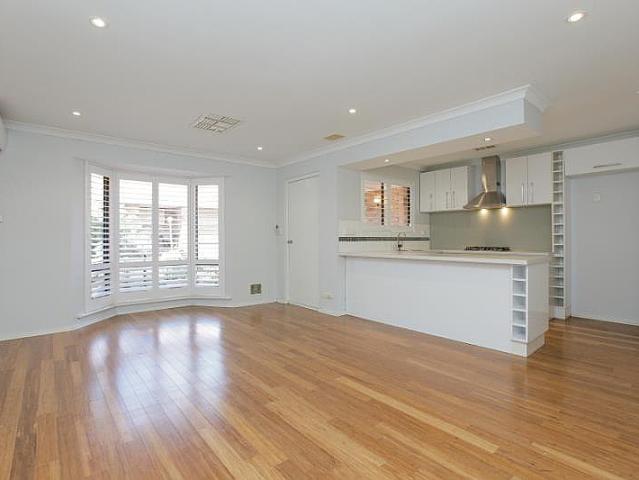 Modern Villa In Great Location!