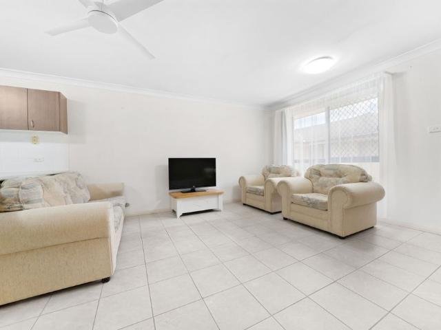 MODERN VILLA LIVING IN A CONVENIENT LOCATION