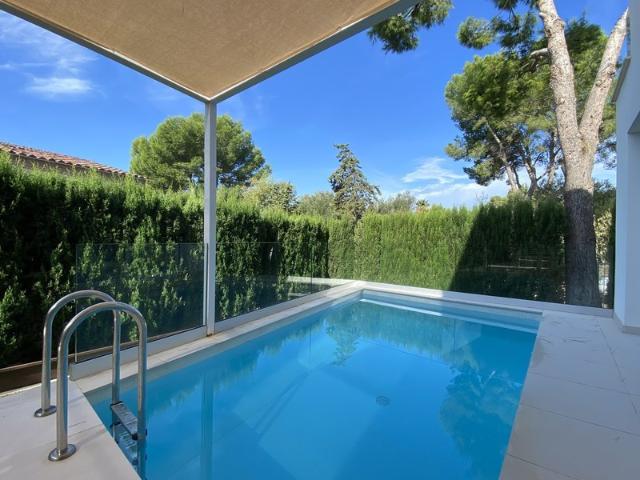Modern villa with pool and garden terrace in Alcudia