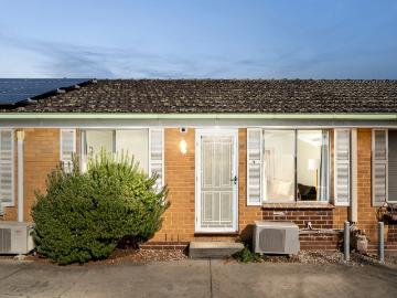 MODERN VILLA UNIT IN A PEACEFUL AND CONVENIENT LOCATION