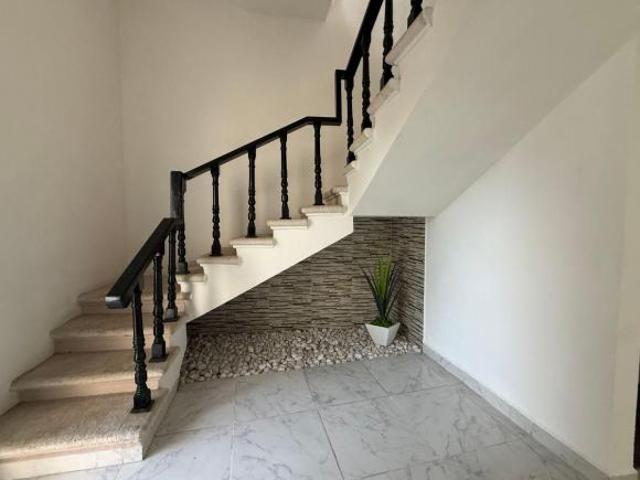 MODERNA CASA EN FRACC LAS FINCAS