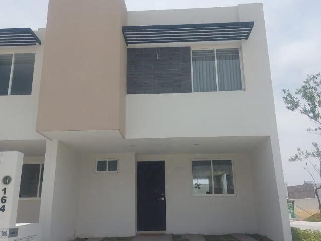 MODERNA CASA EN VENTA AGUASCALIENTES SUR! UBICACI?N PRIVILEGIADA