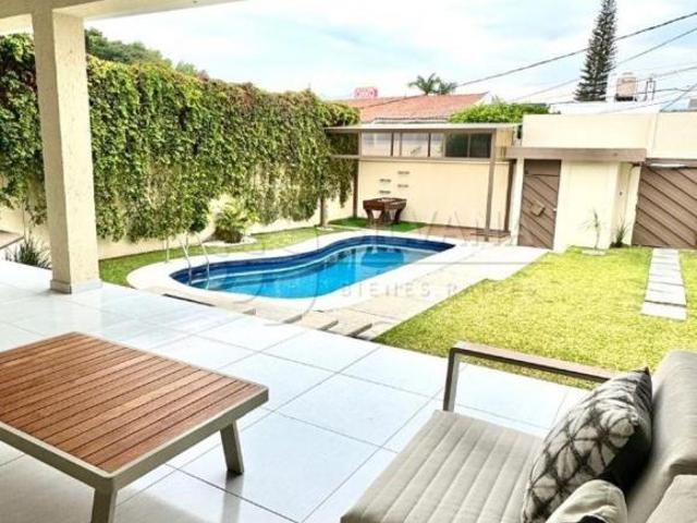Moderna casa en venta en Jardines de Reforma Cuernavaca