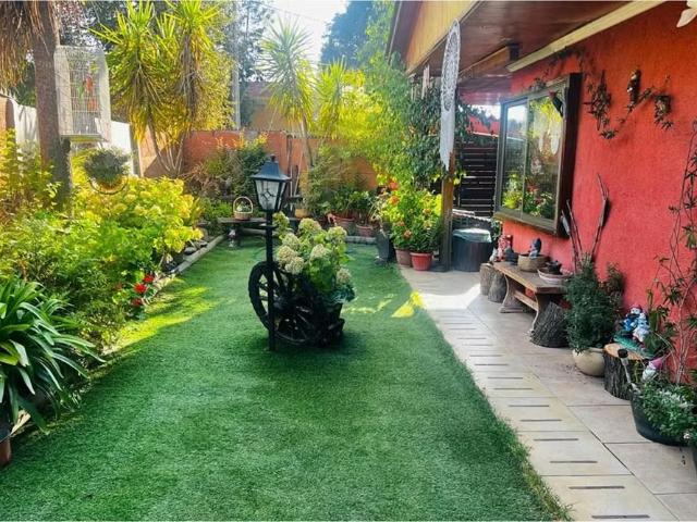 ¡Moderna casa familiar en villaseca, buin! 5 dormitorios por 198000. 00 en Buin