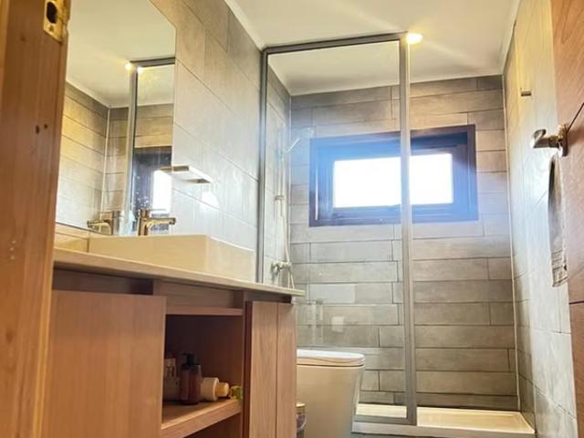 Moderna Casa/Bosque Nativo/Condominio Cerrado | 3 Dormitorios por 5692.00 en Valdivia