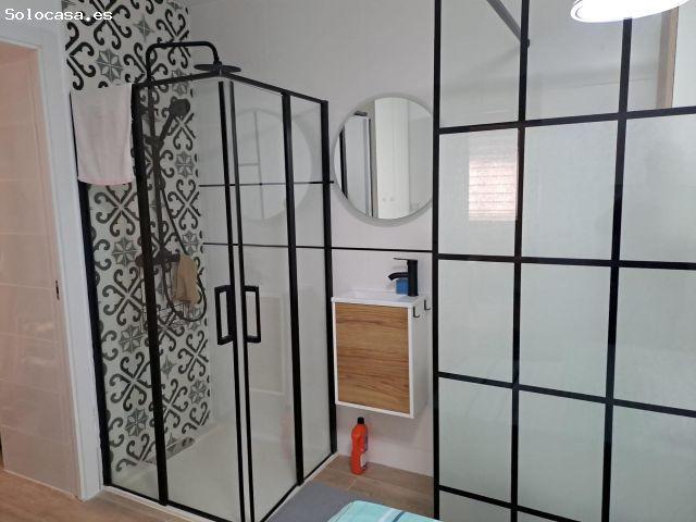 Moderna Habitación en zona Plaza de Toros