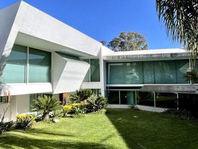 Moderna Residencia en Villas de Irapuato