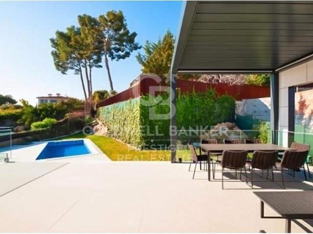 Moderna villa de lujo en Castelldefels, Barcelona 289m² Castelldefels