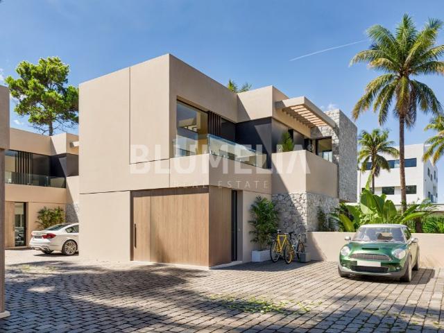Moderna villa en venta a 1,5 km de la playa de San Juan de A. 200m² Alacant