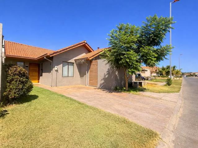 Moderna Vivienda con Espacios Luminosos 1698 | dormitorios por 4600.00 en Buin