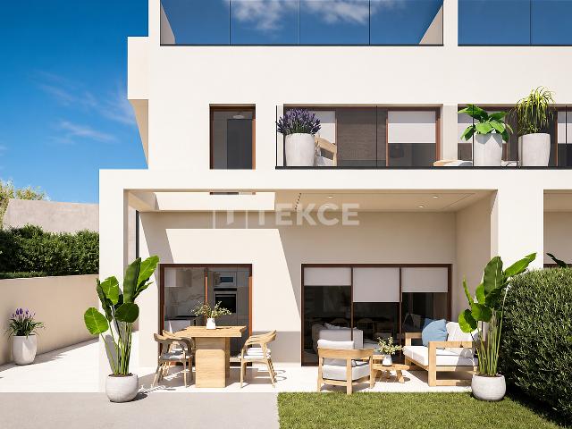 Modernas Villas Pareadas en Corvera