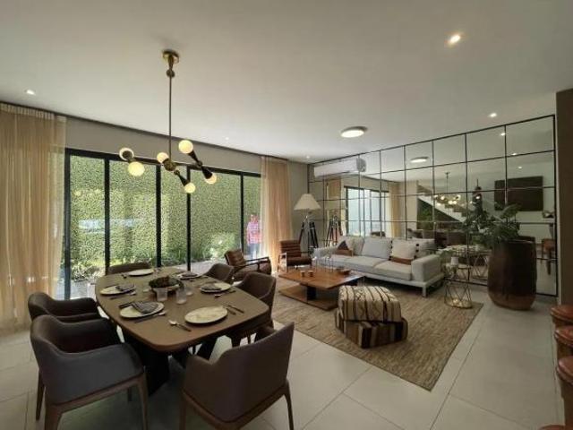 Modernas Casas en Venta Zona Cumbres