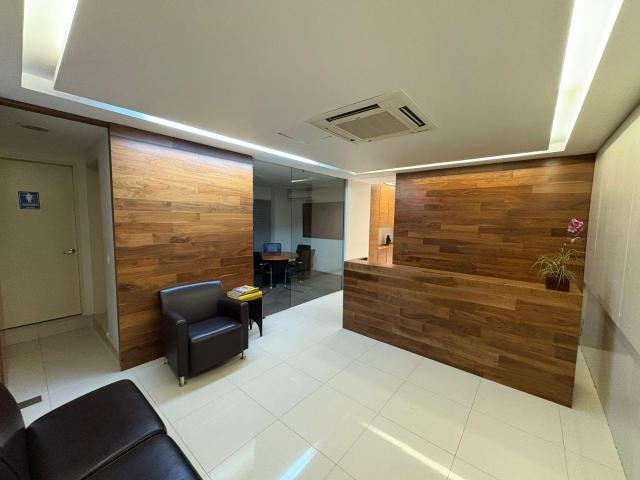 Modernas oficinas en excelente ubicaci?n