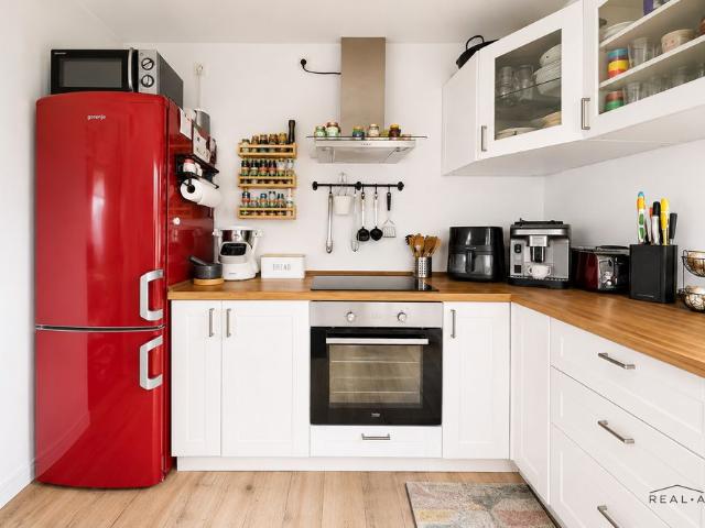 Moderne Maisonettewohnung mit Dachterrasse und zwei Bädern!