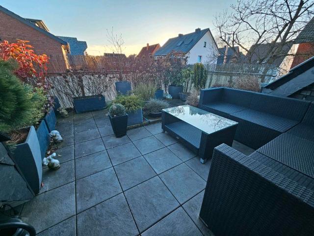 Moderne Maisonette Wohnung mit großem Balkon früher verfügbar