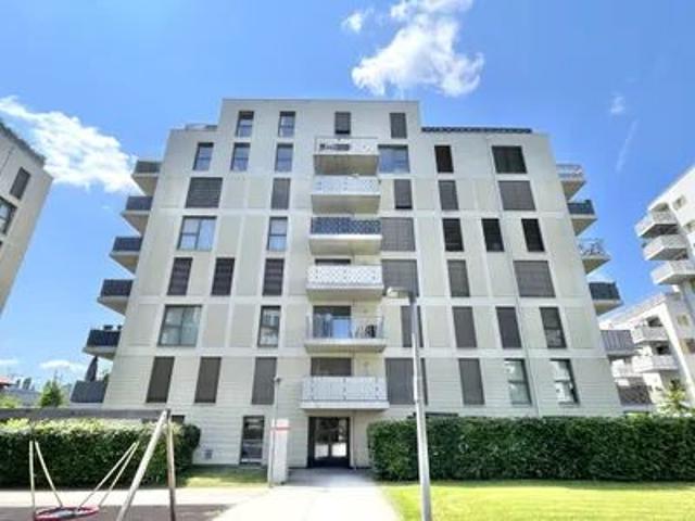 Moderne Mietwohnung mit südseitigem Balkon in der Gregorygasse