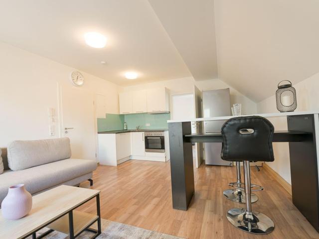 Moderne, möblierte 2 Zi. Wohnung – Komfort Pur
