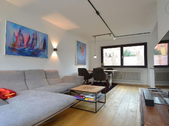 Moderne, möblierte Maisonette Wohnung in der Augsburger Innenstadt