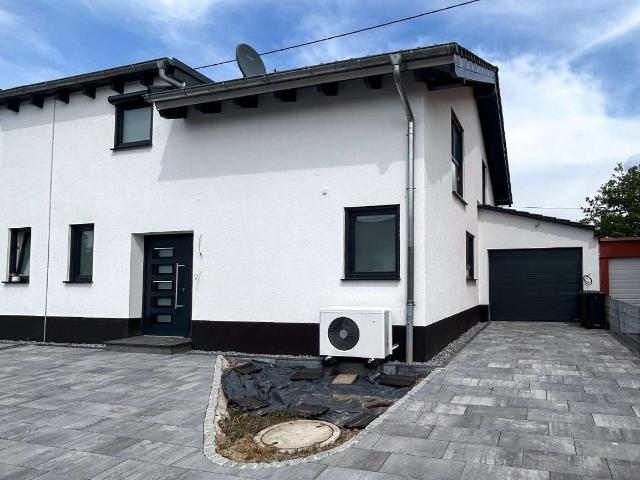 Moderne Neubau DHH mit Energieeffizienz A+ am Eicher See in Gimbsheim – Südterrasse & Garage