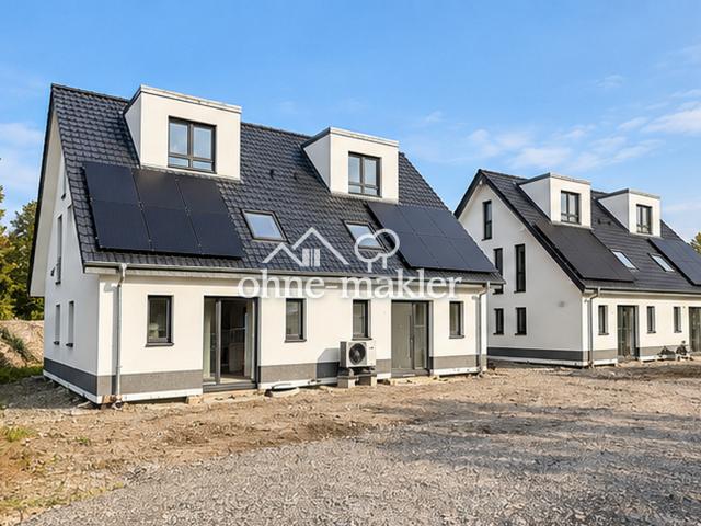 Moderne Neubau Doppelhaushälfte mit Garten & Studio in Bad Lippspringe