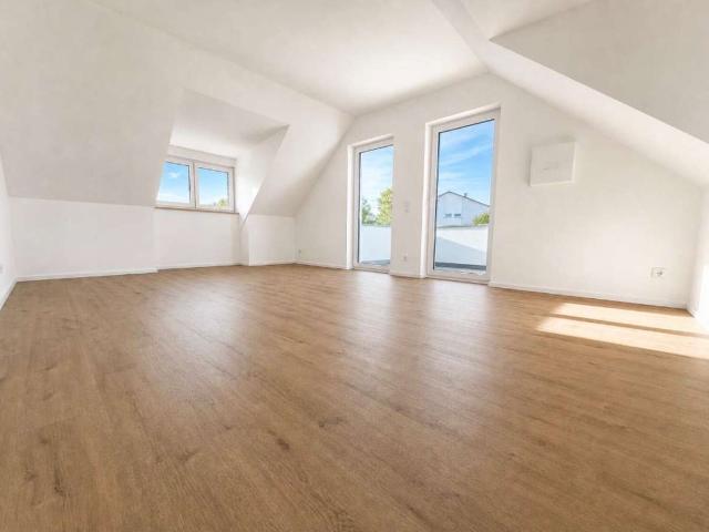 Moderne Neubau in Dachgeschoss Wohnung in Ingolstadt: 2 Zimmer Wohnung mit 58 m²