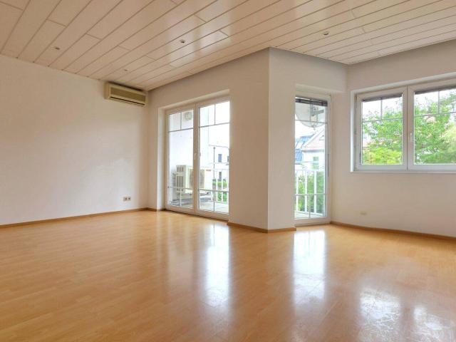 Moderne Neubauwohnung | 2 Zimmer | Süd Loggia | Klimaanlage | Garage inklusive