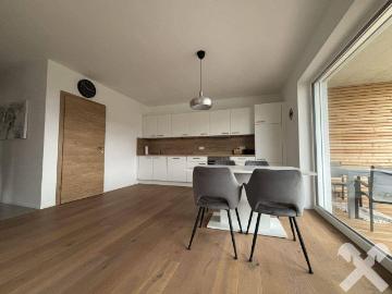 Moderne, Neuwertige 3 Zimmer Wohnung mit Balkon nähe Hartberg