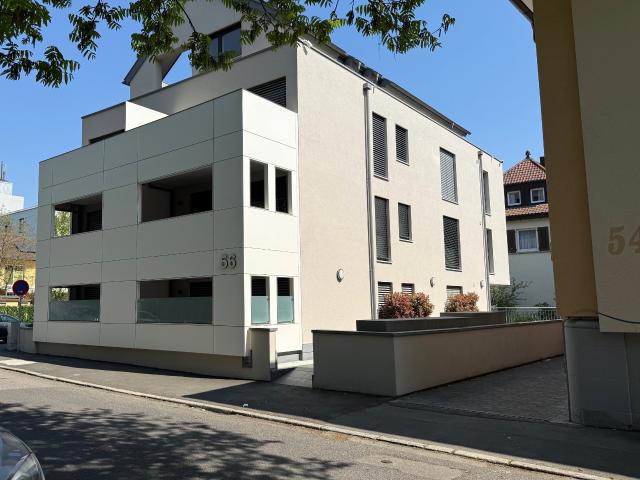 Moderne, neuwertige EG Wohnung in zentraler Lage