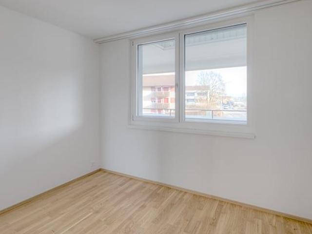 Moderne Attikawohnung im Aarberg Center
