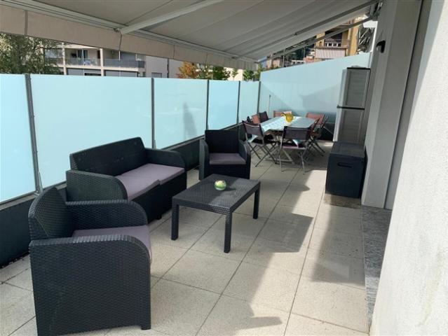 Moderne Attikawohnung mit zwei Panorama Terrassen
