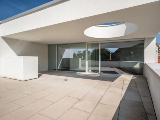 Moderne Attikawohnung mitten in der Stadt Luzern! in 6004 Luzern