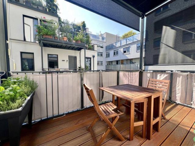 Moderne Altbauwohnung mit Balkon in absoluter Hofruhelage!