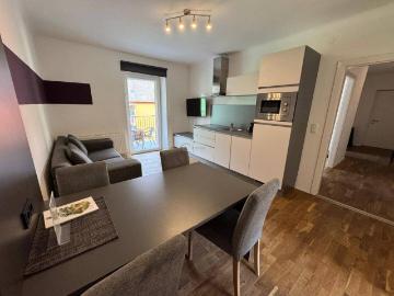 Moderne Anlagewohnung mit Infrarotsauna & Balkon