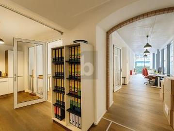 MODERNE BÜROETAGE IN BESTER LAGE