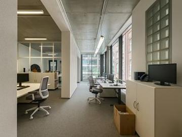 Senefelderplatz, Berlin U-Bahn - Büroraum