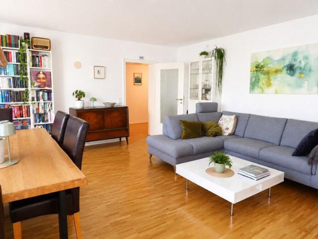 Moderne Balkonwohnung in guter Lage von Lindenthal!