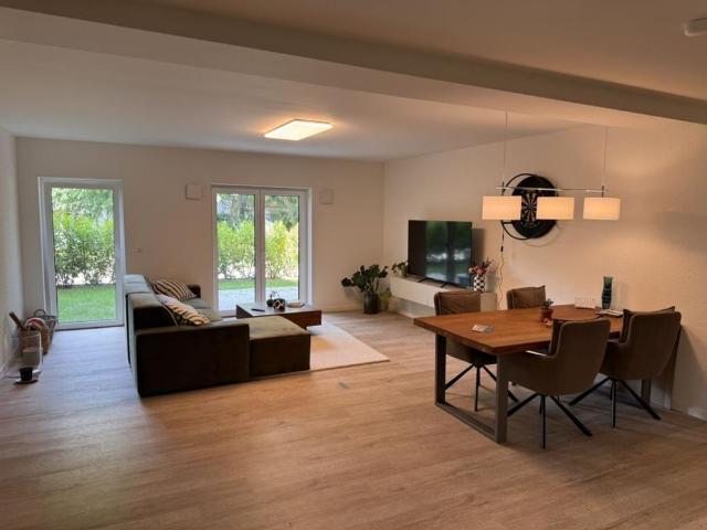 Moderne barrierearme 2 Zimmer Wohnung im Erdgeschoss mit Terrasse!