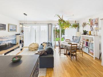 Moderne, barrierefreie Gartenwohnung mit 4 Zimmern und Stellplatz